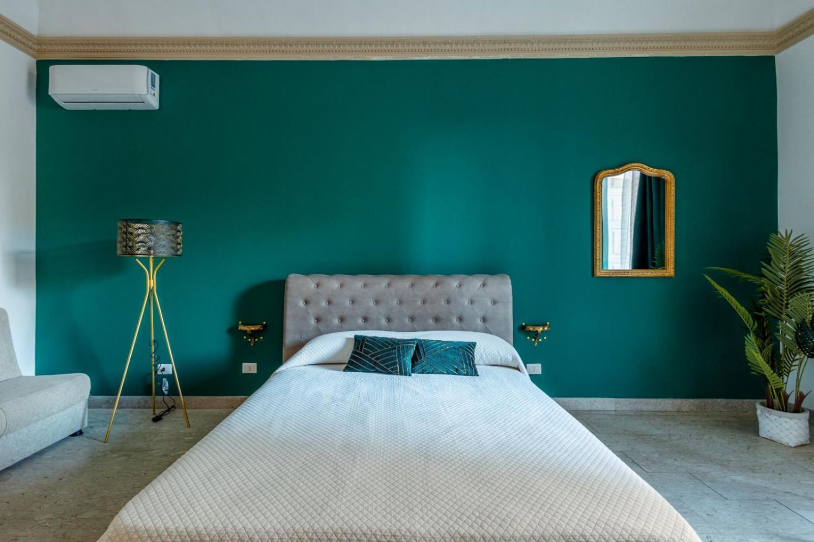 Baroque Bed & Breakfast Ачиреале Екстериор снимка
